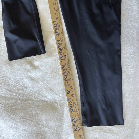 Lululemon Fast Free HR Crop 19”  Womens Size 8 - Picture 8 of 13